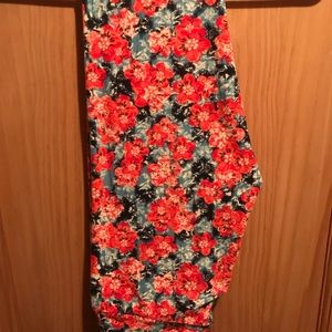 NWOT OS LLR Floral Print Over Black Leggings